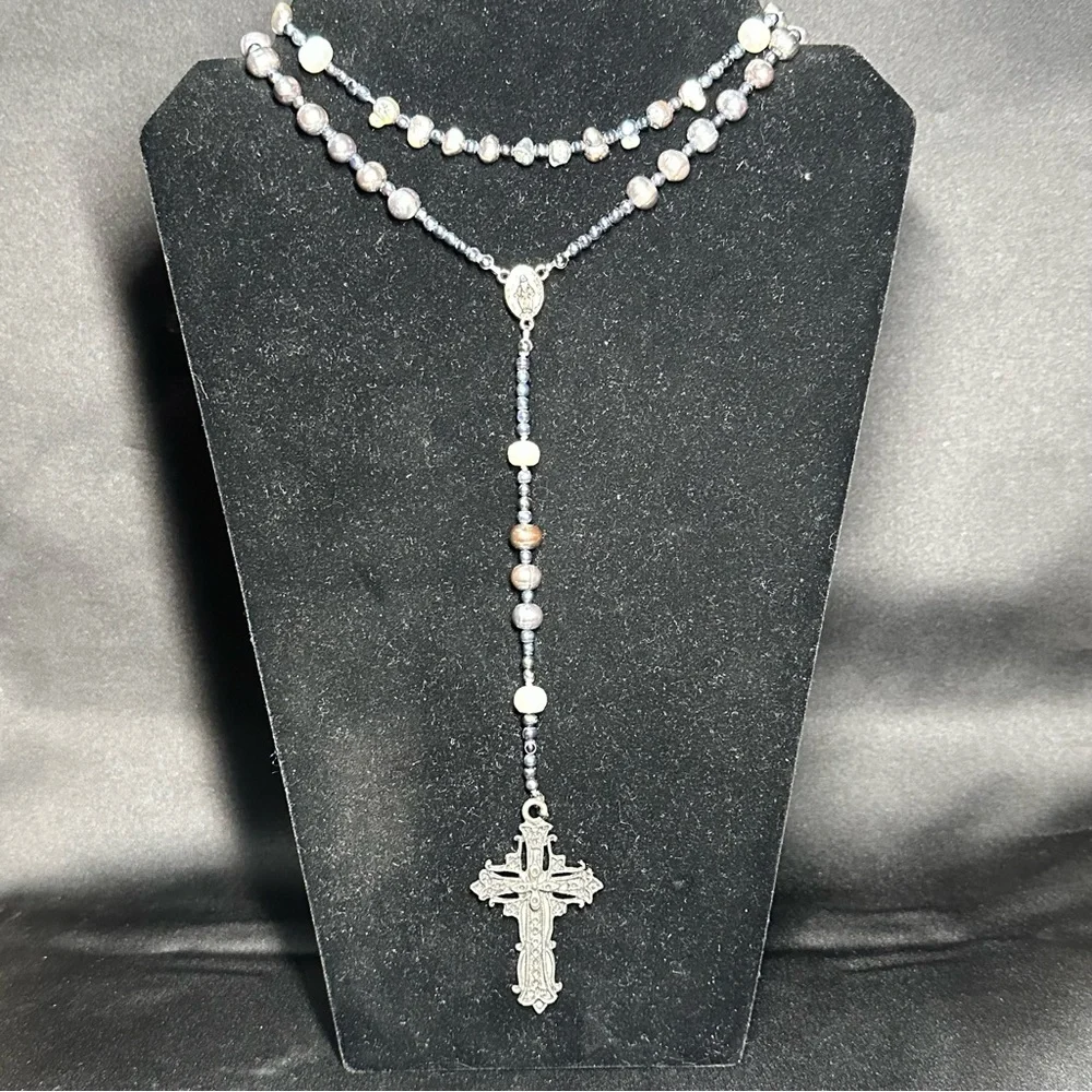 Handmade Genuine Pearl Rosary - Picture 2 of 14